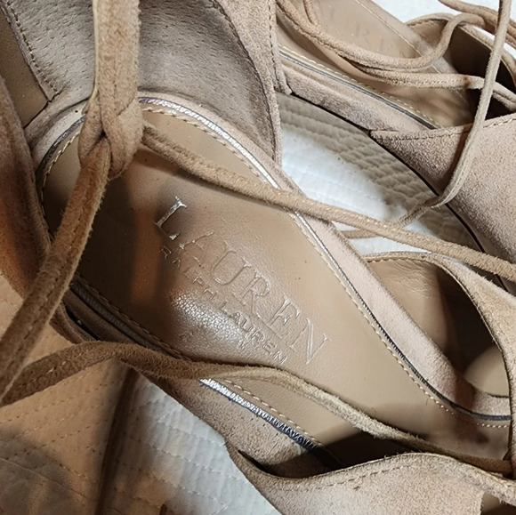Lauren Ralph Lauren Tan Suede lace up cutout heels with tie tassels. Women's 9. - Picture 3 of 16